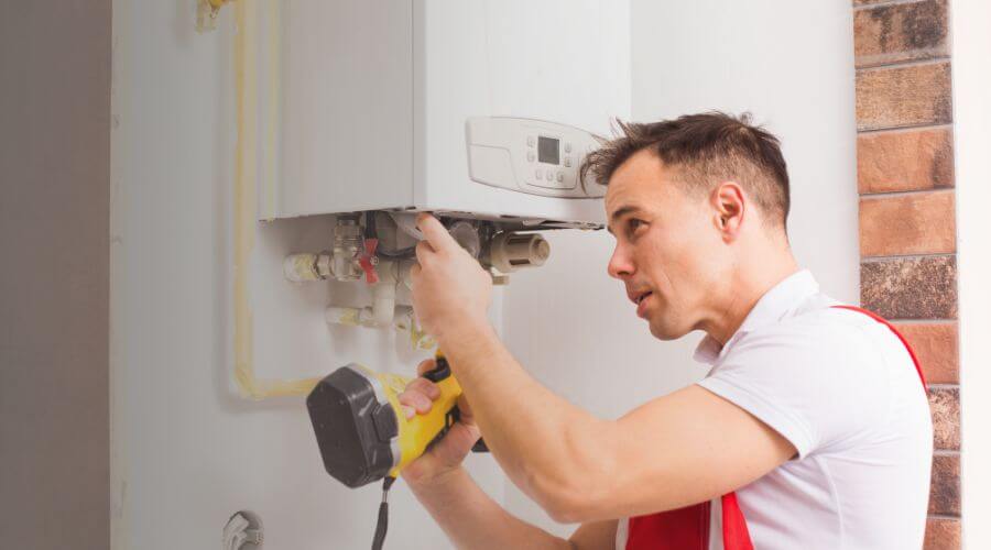 Expert burst pipe repair services in La Pryor, TX